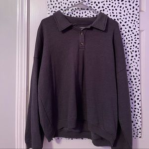 gray american eagle thin sweater w collar/buttons